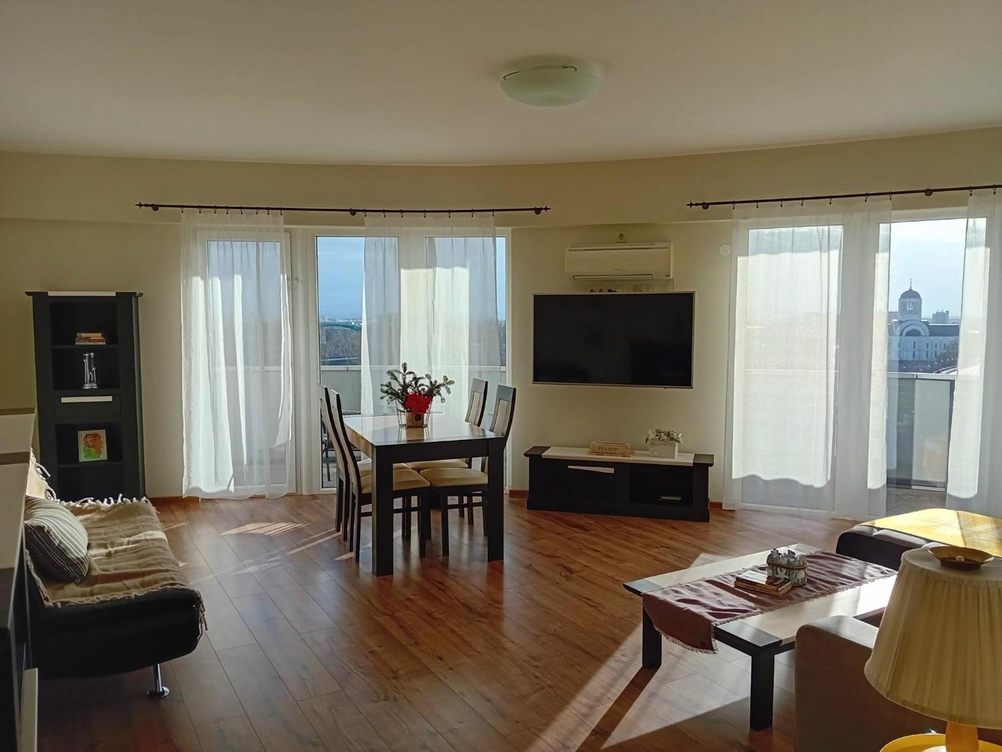 Panorama Apartament Plaza Tower Satu Mare Buitenkant foto